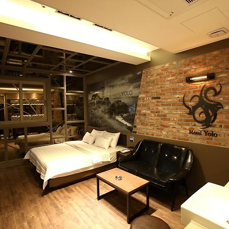 Hotel Yolo Chongnae-dong Eksteriør bilde