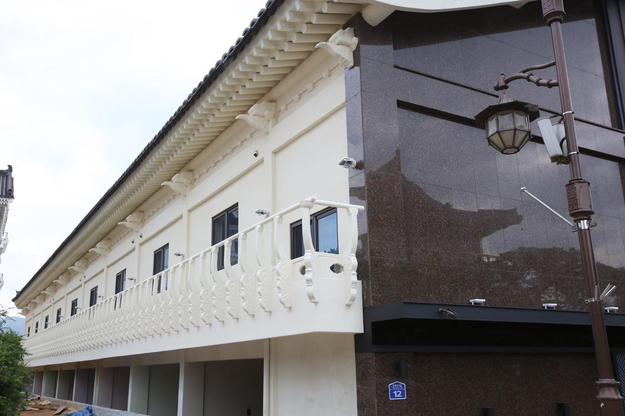 Hotel Yolo Chongnae-dong Eksteriør bilde