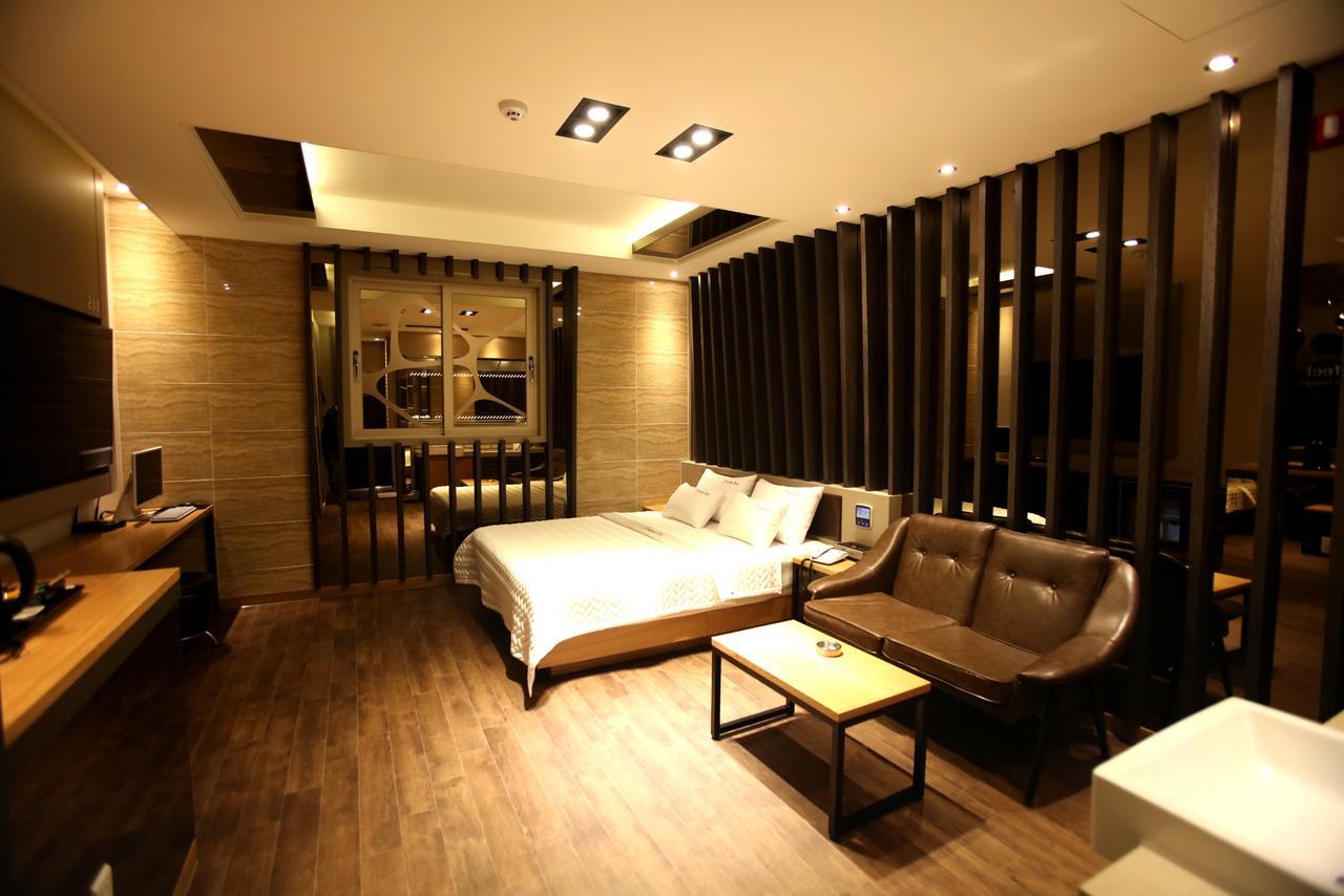 Hotel Yolo Chongnae-dong Eksteriør bilde