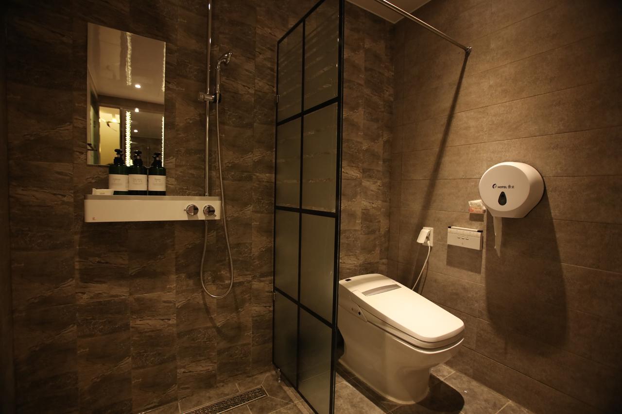 Hotel Yolo Chongnae-dong Eksteriør bilde